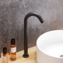 Смеситель для раковины Damixa Scandinavian Pure 360280300 сенсорный, черный матовый