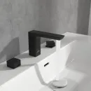 Смеситель для раковины Villeroy & Boch Subway 3.0 TVW112005000K5 без донного клапана, черный матовый