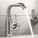 Смеситель для раковины с донным клапаном Grohe Essence 23462001