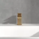 Смеситель для раковины с донным клапаном Villeroy & Boch Subway 3.0 TVW11200100076