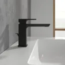 Смеситель для раковины Villeroy & Boch Subway 3.0 TVW112002000K5 с донным клапаном, черный матовый