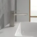 Смеситель для раковины без донного клапана Villeroy & Boch Subway 3.0 TVW11200300064