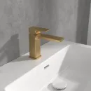 Смеситель для раковины без донного клапана Villeroy & Boch Subway 3.0 TVW11200300076
