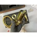 Гигиенический душ Timo Saona 2389/17SM со смесителем, золотой матовый